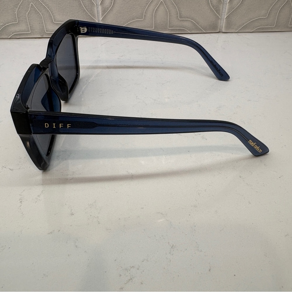 Diff Madi Nelson Blue Sunglasses - image 3